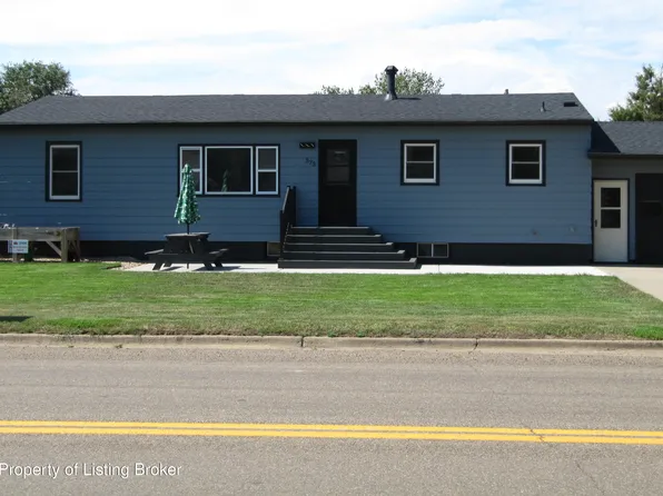 575 1st Ave NW, Beach, ND 58621