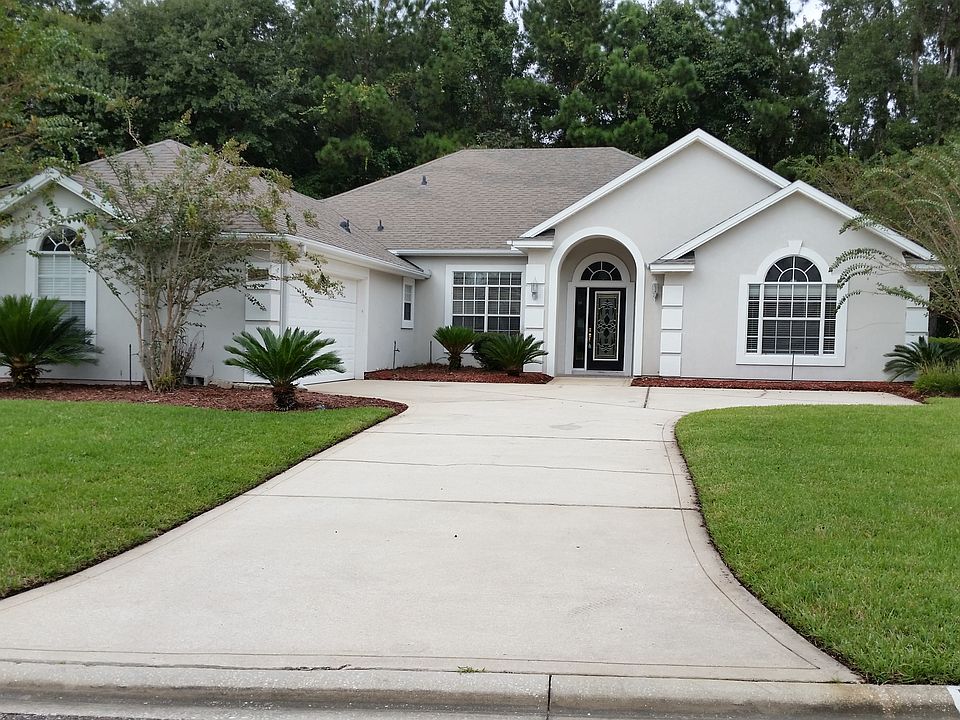 1st image of 562 Oakmont Dr