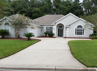 562 Oakmont Dr, Orange Park, FL 32073