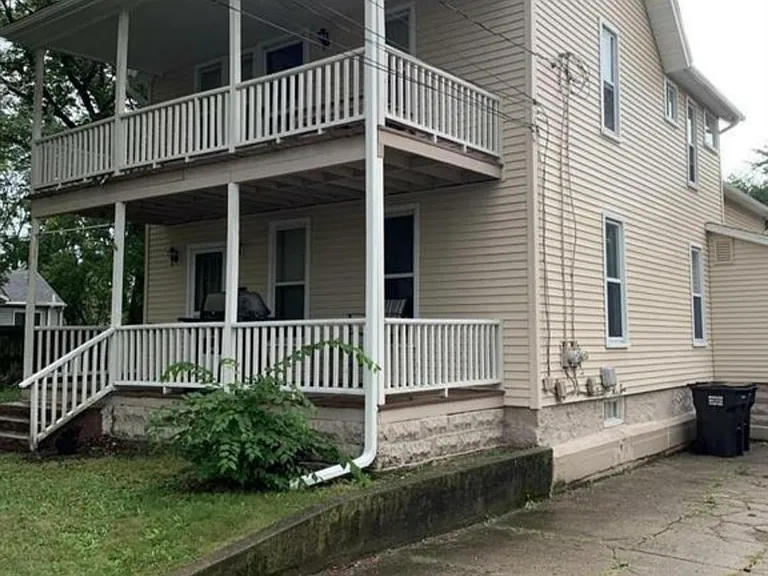 516 N Waterloo St — Photo 1