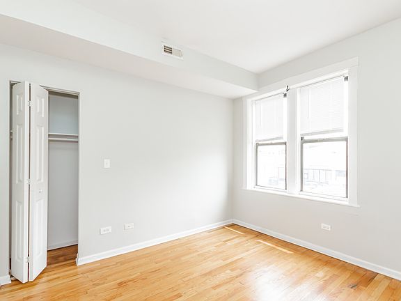 4th image of 3734 W Lawrence Ave #16159107