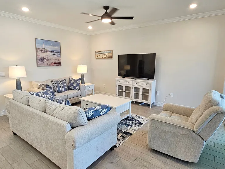 104 Villoresi Blvd — Photo 10