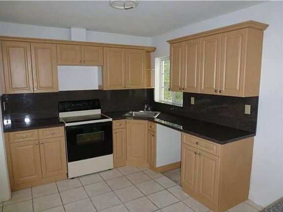 2nd image of 1330 NW 189th Ter