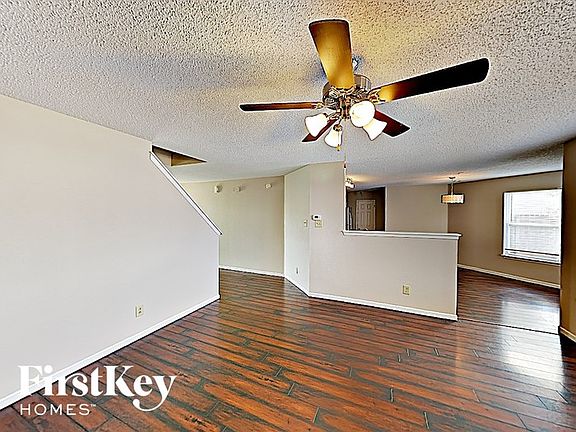3rd image of 12332 Bearsdale Dr
