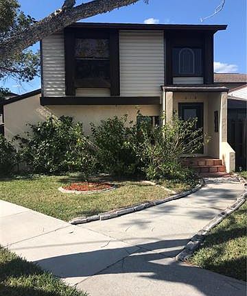 3rd image of 618 SE 12th Ct APT 3