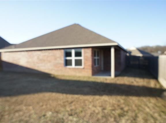 5th image of 1400 W Burnham Ave