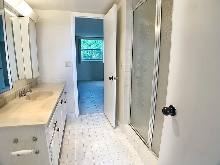 5301 NW 2nd Ave #401 — Photo 28