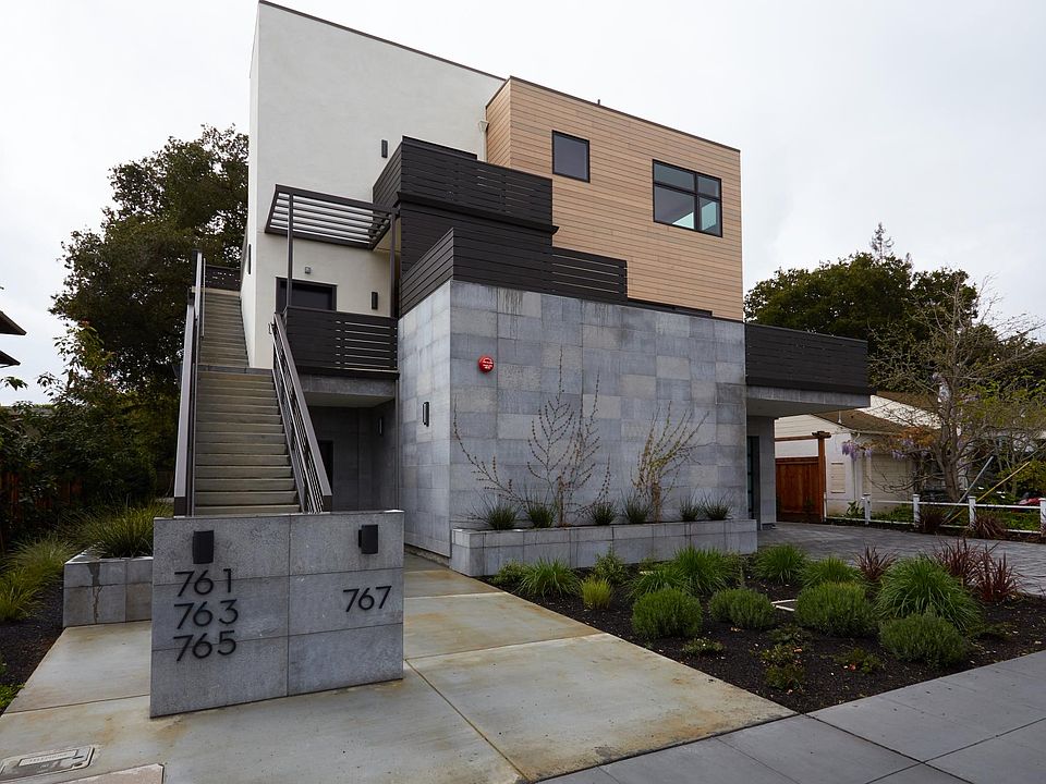 1st image of 761 University Dr #761