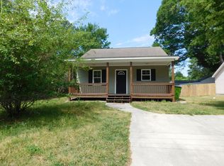 308 Daniels St, New Bern, NC 28562