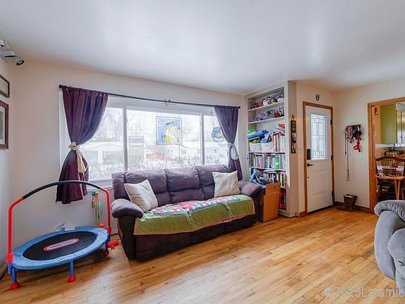4th image of 2308 Sheridan St