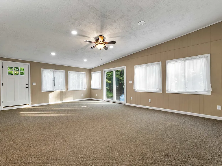1 Mockingbird Hill Rd — Photo 16
