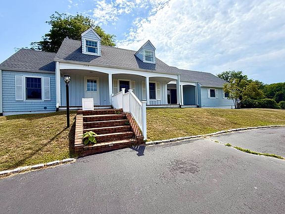 5th image of 159 Fairview Ave