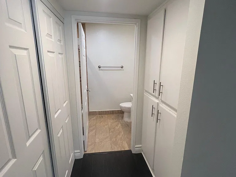 4307 Whitsett Ave #104 — Photo 27