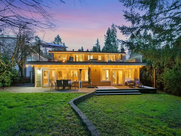 2569 Hyannis Point, North Vancouver, BC V7H 1R9