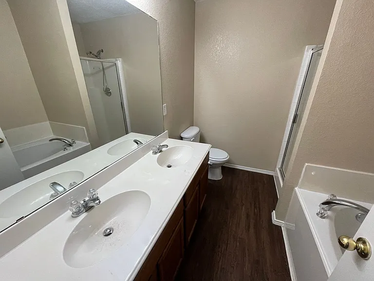 3316 Knoll Trl — Photo 6