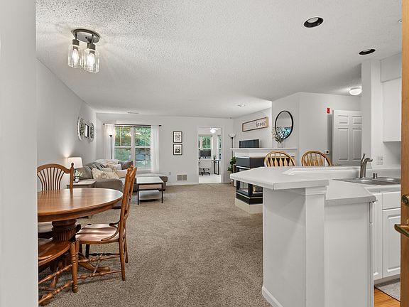 2nd image of 8510 Greenway Blvd Unit 103