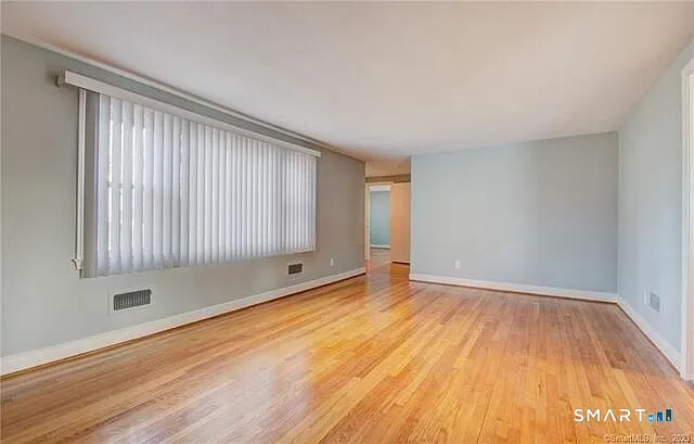 104 Clinton St — Photo 9