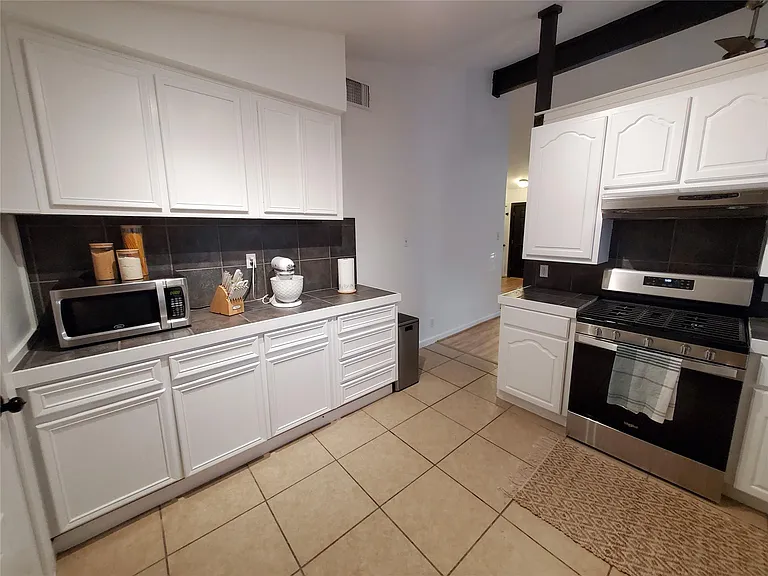 924 Acorn Oaks Dr #A — Photo 6