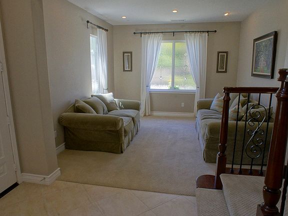 3rd image of 29275 Orion Ln