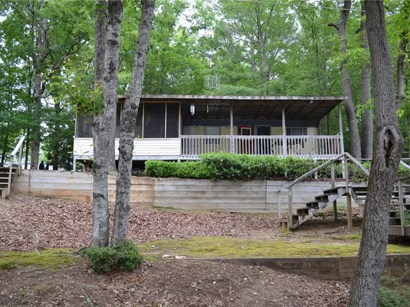 384 Lee Road 385, Valley, AL 36854