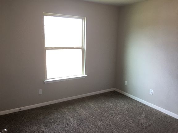 4th image of 2808 Keathley Dr
