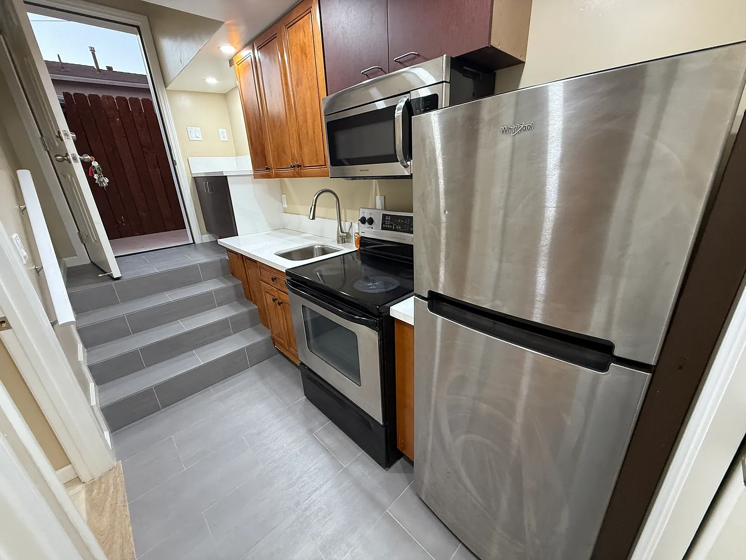 2 bed, $2,695 — Photo 2