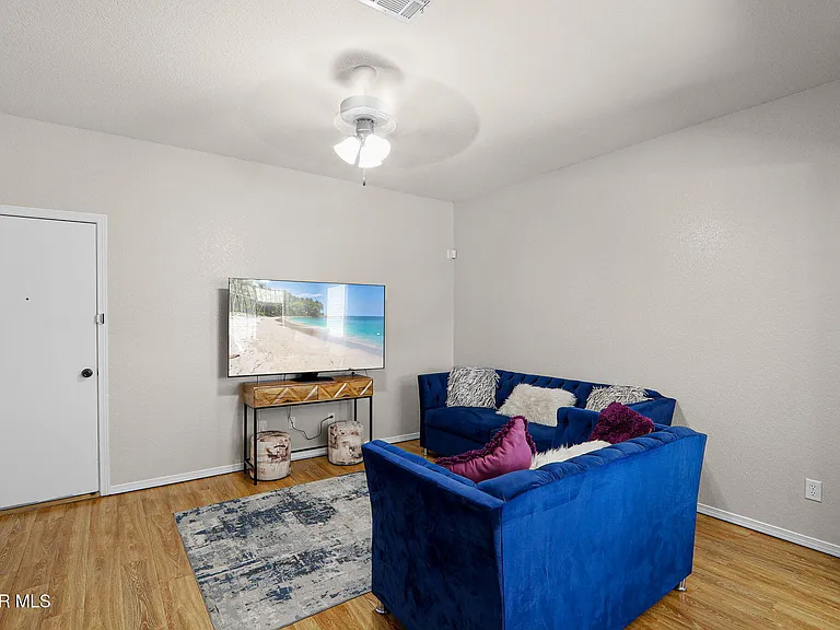 2057 Shreya St — Photo 17