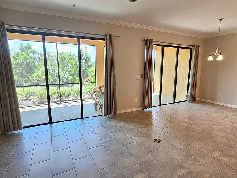 10027 Crooked Creek Dr #101 — Photo 12