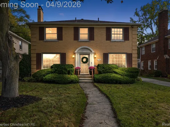 4795 W Outer Dr, Detroit, MI 48235