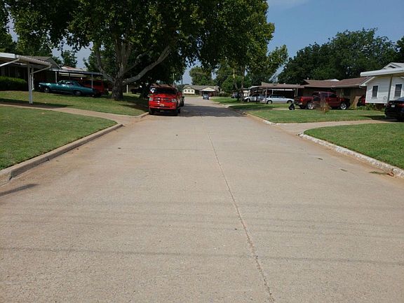 4th image of 605 Mark Dr