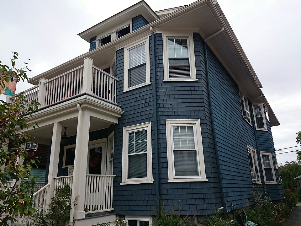 2nd image of 28 Granville St