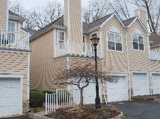 15 Springholm Dr, Berkeley Heights, NJ 07922
