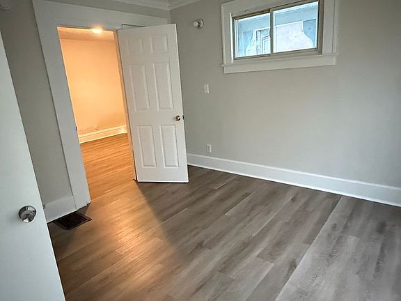 5th image of 105 Avenue B