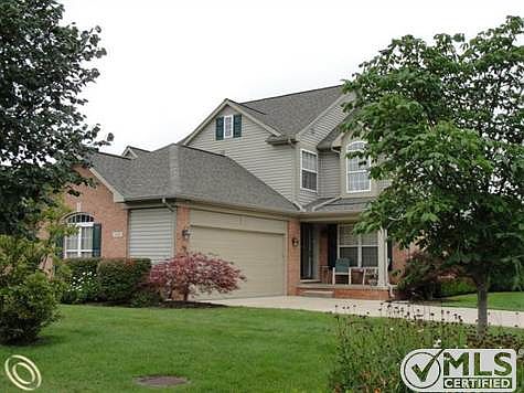 Welcome to 200 Cherry Grove