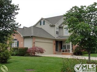 200 Cherry Grove Rd #13, Canton, MI 48188