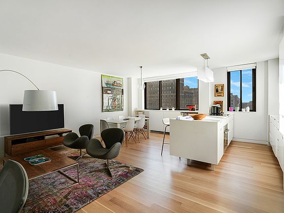 5th image of 280 Park Ave S APT 20C