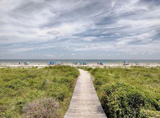 15 S Beach Ln, Hilton Head Island, SC 29928
