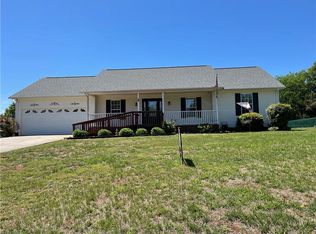 129 Polaris Dr, Mocksville, NC 27028