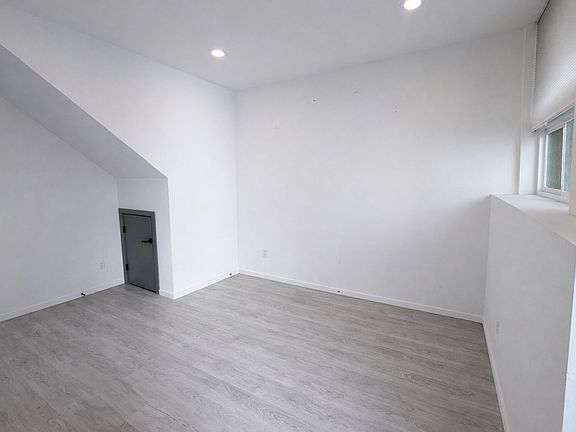 5th image of 8014 16th Ave NW #A