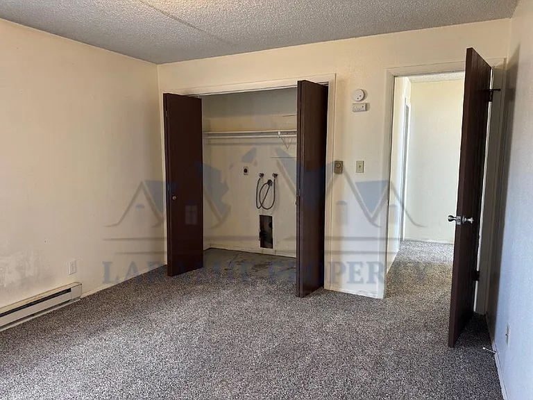 714 Downey St #21 — Photo 13