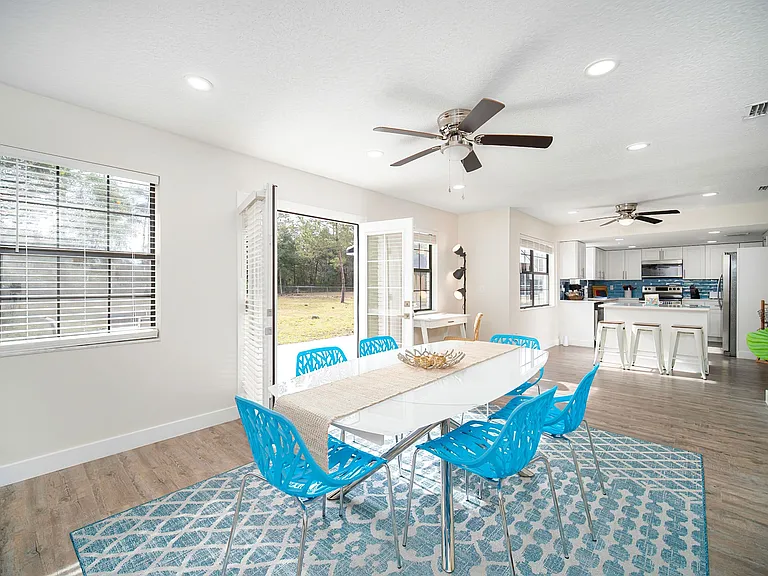 Winterhawk Dr — Photo 38