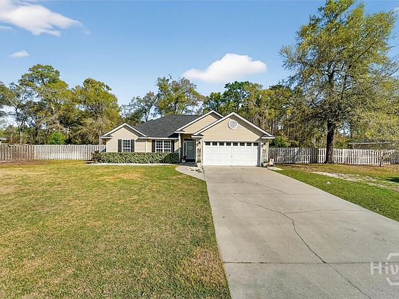 3rd image of 109 Fairhaven Court