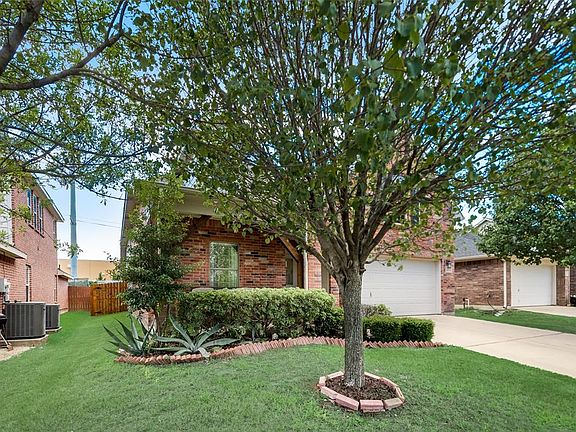 2nd image of 1623 Wildflower Dr