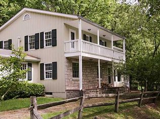 200 Camp Meeting Rd, Sewickley, PA 15143