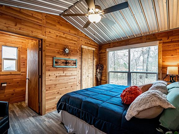 5th image of 939 County Road 3440 #4