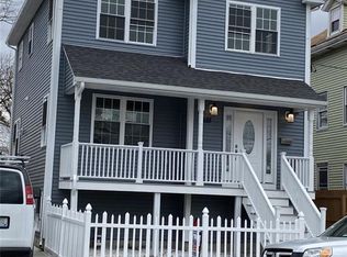 459 Potters Ave, Providence, RI 02907