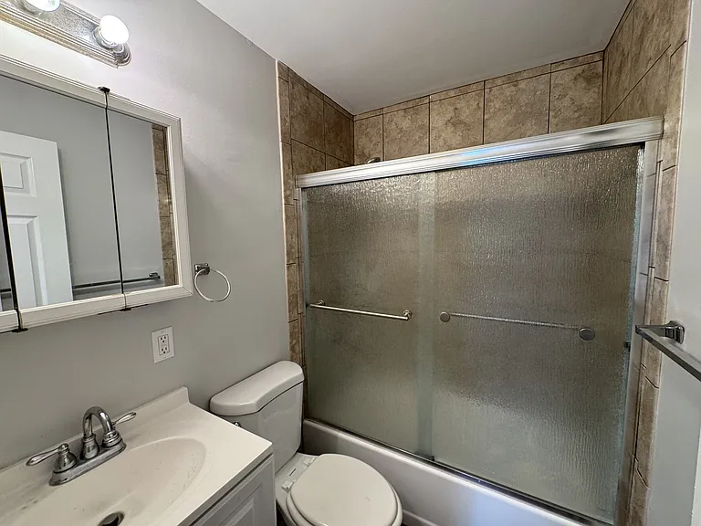 716 Cranford Dr — Photo 13