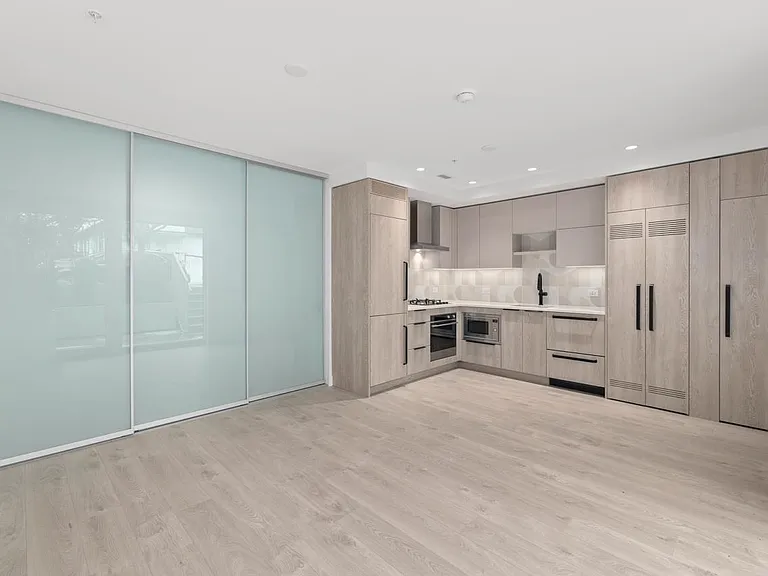 312 E 15th Ave — Photo 11