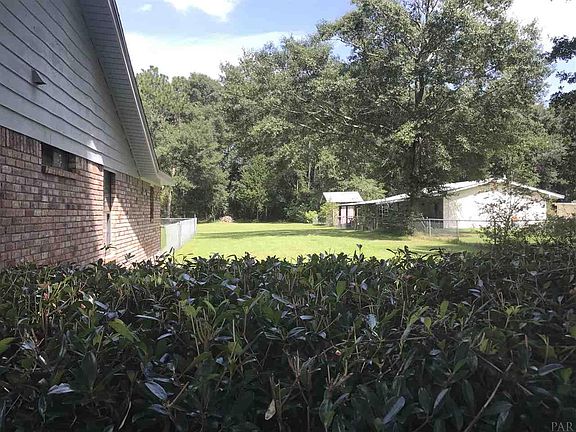 3rd image of 790 Piney Ln