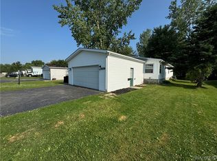6264 Corwin Sta, Newfane, NY 14108